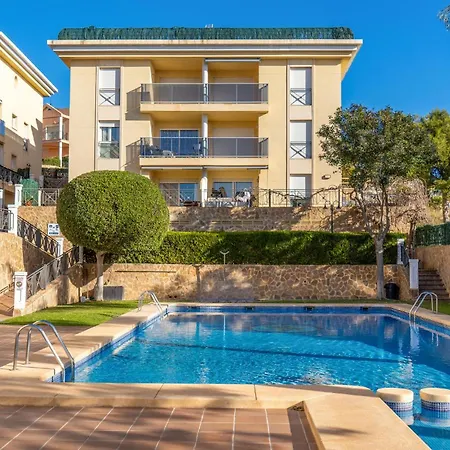 3 Bedroom Stunning In Apartamento Calpe